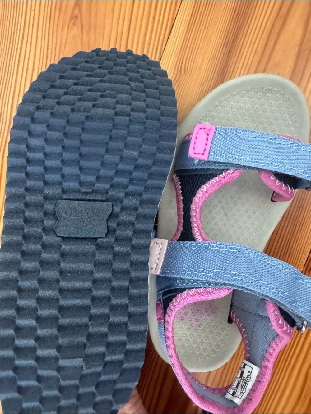 Kids OshKosh B’gosh Horchata Blue Pink Hook-and-Loop Sandals size 9 Toddler EUC